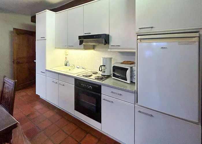 Apartment Awesome In *